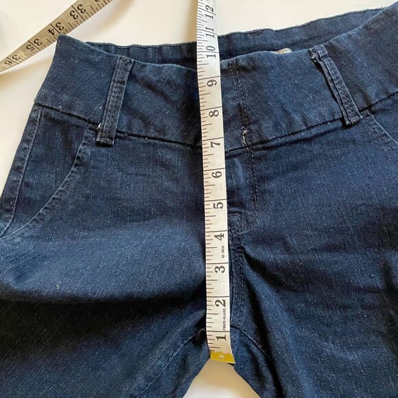 Classic navy blue jean shorts - Picture 8 of 9